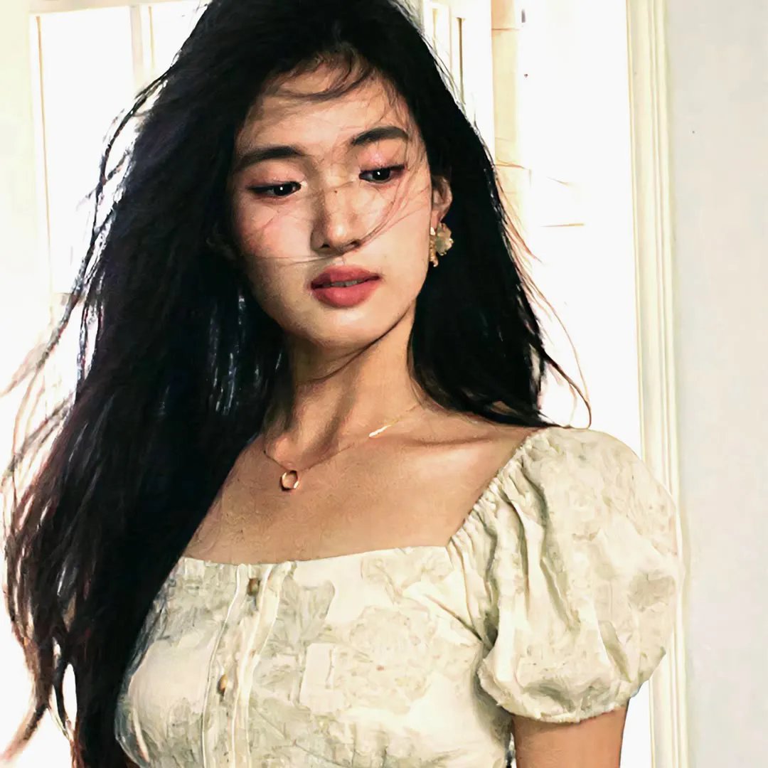 手提箱女郎